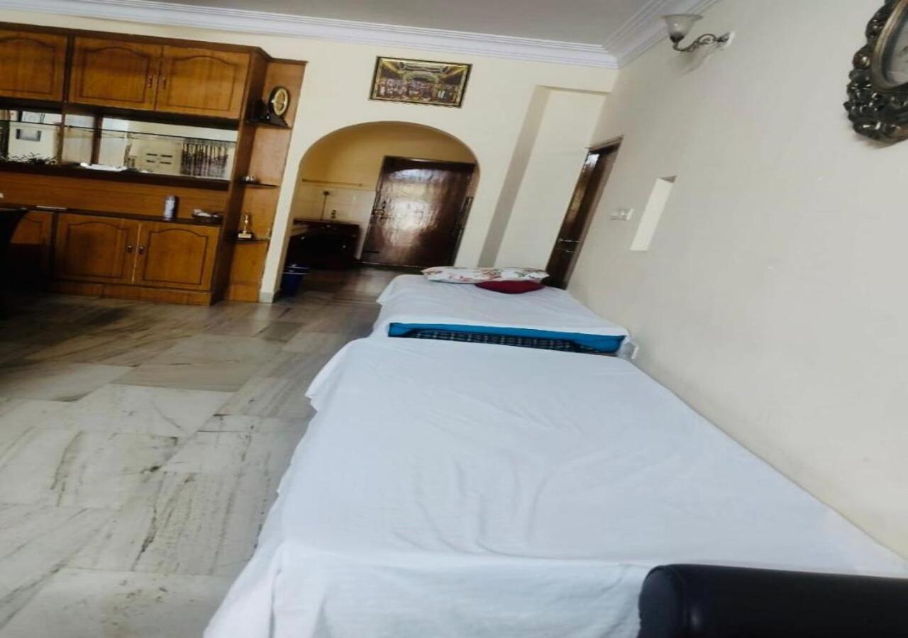 Best Individual Home Stay Near Apollo Jubilee Hills ハイデラバード エクステリア 写真