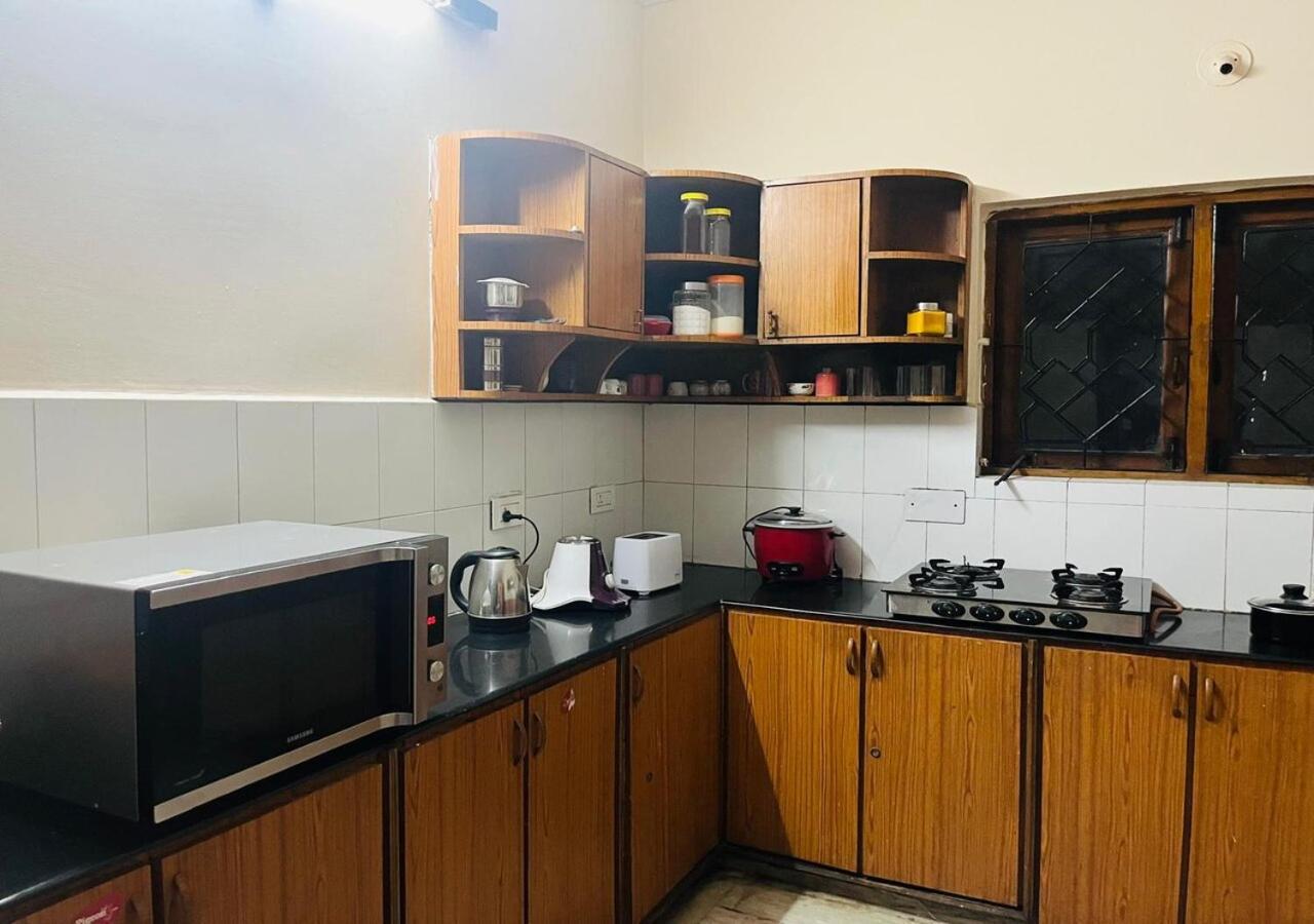 Best Individual Home Stay Near Apollo Jubilee Hills ハイデラバード エクステリア 写真