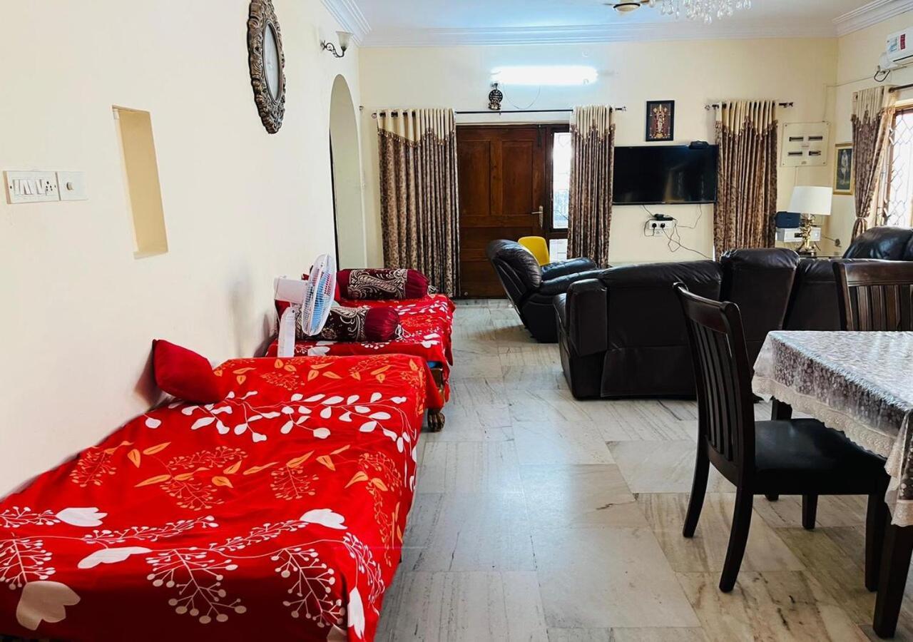 Best Individual Home Stay Near Apollo Jubilee Hills ハイデラバード エクステリア 写真